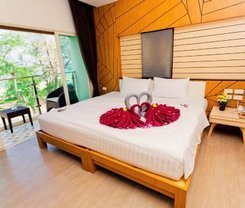 Anda Beachside Hotel. Location at 210/2 Karon Road, Amphoe Muang