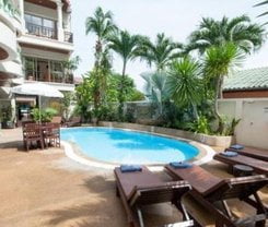 Palmview Resort. Location at 135/1 Nanai Rd., Kathu, Phuket