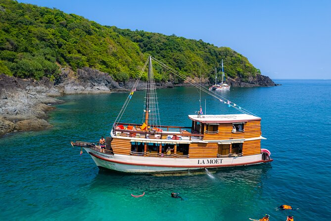 Relaxing Day with Snorkeling - Away From The Crowds Relaxing Day with Snorkeling - Away From The Crowds - Snorkeling