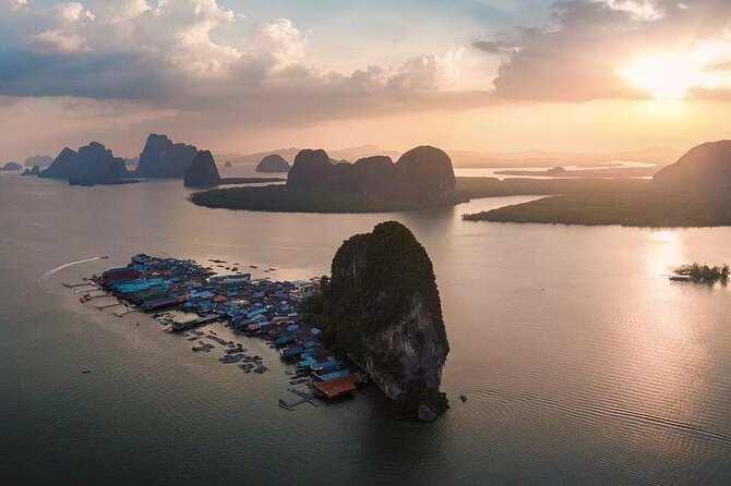 Private James Bond Island Speedboat Tour w/ Canoeing and Lunch Private James Bond Island Speedboat Tour w/ Canoeing and Lunch - James Bond Island