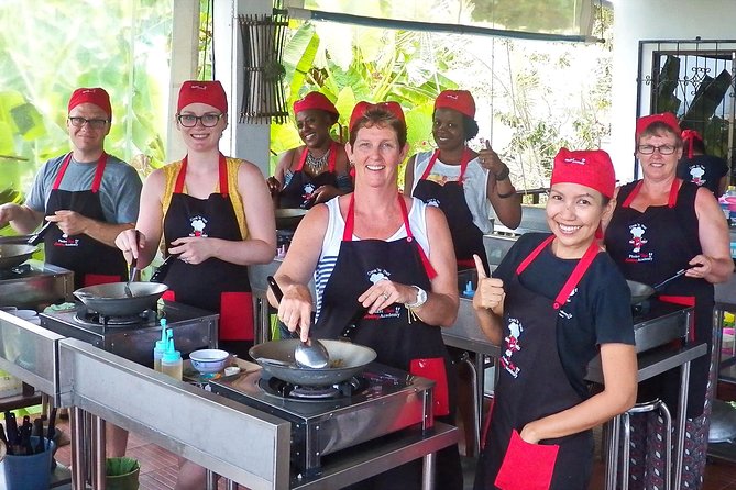 Choose Your Own Dishes: Half-Day Thai Cooking Class in Phuket Choose Your Own Dishes: Half-Day Thai Cooking Class in Phuket - Cooking Classes